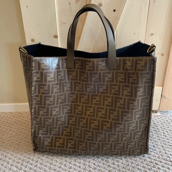 FENDI TOTE BAG Used - Picture 5 of 15